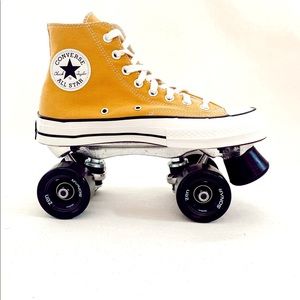 NEW CONVERSE ROLLER SKATES